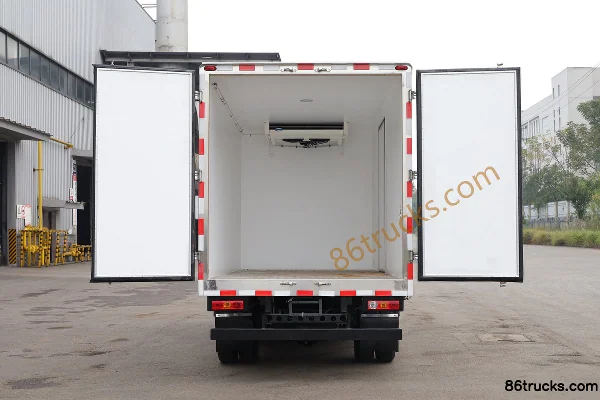 Foton M2 4X2(6 wheels) 3.75m Single-row Electric Refrigerated Truck (Zhongte Brand) 55.7kWh Chassis (1) | 86Trucks