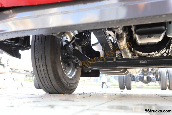 Dongfeng H7 Pro 7L Diesel 350hp 4X2(6 wheels) Fast Gear 10-Speed 9.6m Van Truck Chassis (2) | 86Trucks