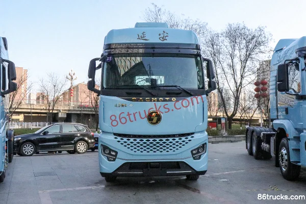 SHACMAN Commercial Vehicle Yan'an S700 630 hp 6X4(10 wheels) Eaton 12-speed AMT Automatic LNG Tractor Truck Exterior (2) | 86Trucks