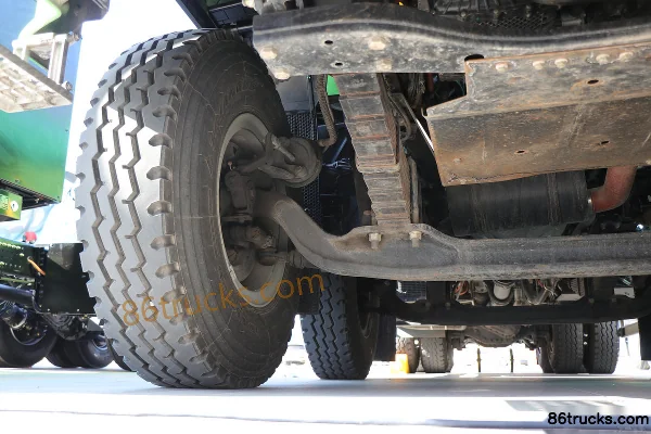 Proton Auto Chilun AE 8X4(12 wheels) 5.6m Semi-sleeper Dump Truck 127.74kWh Chassis (2) | 86Trucks