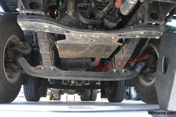 Proton Auto Chilun AE 8X4(12 wheels) 5.6m Semi-sleeper Dump Truck 127.74kWh Chassis (1) | 86Trucks