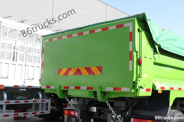 Proton Auto Chilun AE 8X4(12 wheels) 5.6m Semi-sleeper Dump Truck 127.74kWh Body (3) | 86Trucks