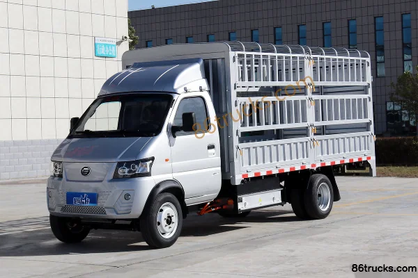 Xinchufeng M Card Electric 4X2(6 wheels) Hydraulic Brake 4.01m Single Row Stake Truck Micro Truck Guoxuan 57.6kWh Exterior (3) | 86Trucks