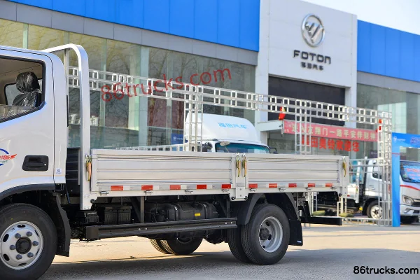 Foton Ollin New Jieyun édition jeunesse Pro 155 ch 4X2(6 roues) camion léger plateau ridelles 4,17 m cabine simple (WLY 8 vitesses) Carrosse