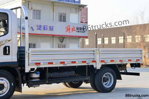 FAW Jiefang Hu 6G 140 ch 4X2(6 roues) 4,2 m camion plateau à cabine simple (Fast Gear 8 vitesses) Carrosserie (1) | 86Trucks