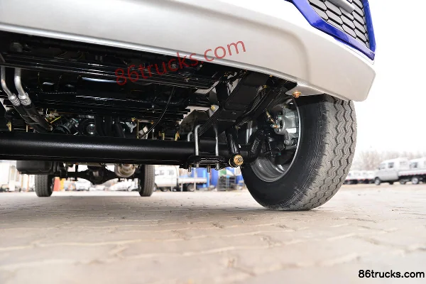 Dongfeng T3 1.2L Gasoline 91 hp 4X2(6 wheels) 5-Speed 2.5m Double Row Flatbed Truck Chassis (3) | 86Trucks