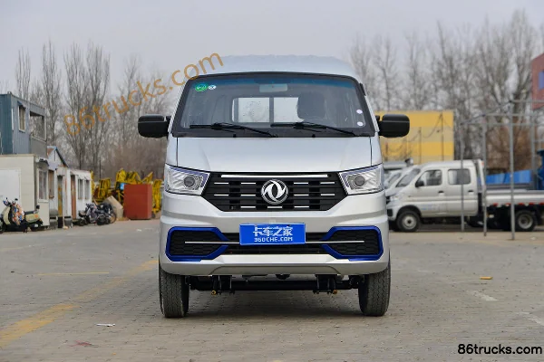 Dongfeng T3 1.2L Gasoline 91 hp 4X2(6 wheels) 5-Speed 2.5m Double Row Flatbed Truck Exterior (2) | 86Trucks