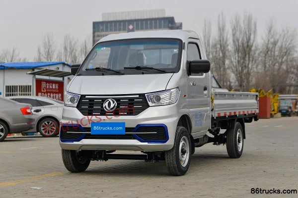 Dongfeng T3 (anciennement Xiaobawang W) 1.3L 91 ch 4X2(6 roues) 2,7 m camion plateau simple cabine (simple roue arrière) (China VI) Extérieu