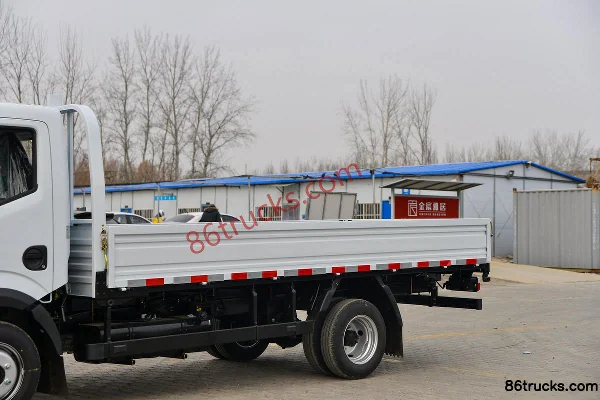 Dongfeng K6 2.0L Gasoline 150 hp 4X2(6 wheels) Dongan 5-speed Narrow Body 4.02m Single-row Flatbed Light Truck (1) | 86Trucks