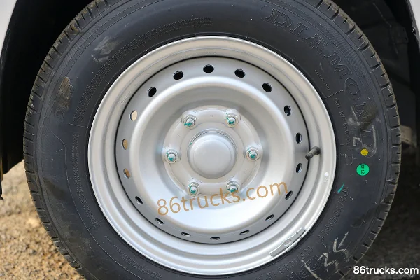 Lingshi Auto Golden Mini Truck 3.3T 3.17m single-row pure electric van micro truck 53.58kWh 4X2(6 wheels) Chassis (3) | 86Trucks
