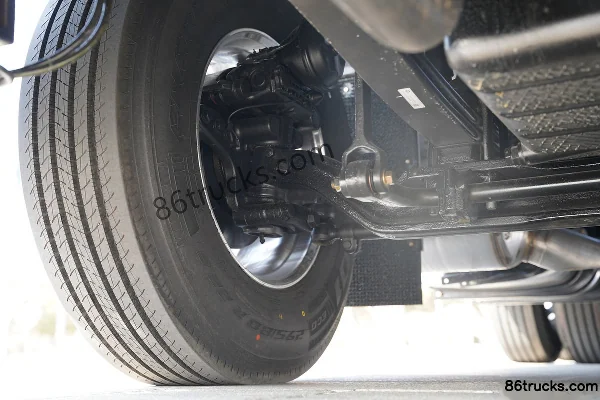 FAW Jiefang Qingdao JH6 Heavy Truck Zhixiang Edition 640hp 6X4(10 wheels) AMT Auto Tractor Truck Chassis (2) | 86Trucks