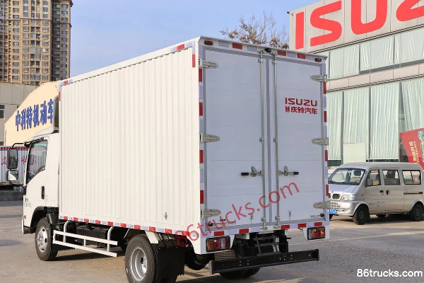 Qingling Isuzu KV100 120 hp 4X2(6 wheels) 3.83m Semi-Cab Van Light Truck (Air Brake) (China VI) Body (2) | 86Trucks