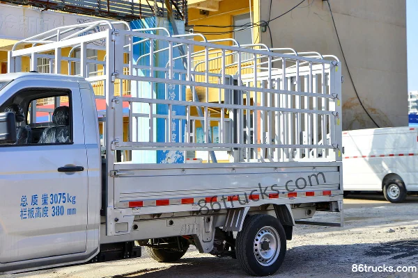 Karry Xiaoxiang X1 3.2m Single Row Pure Electric Drop-Side Micro Truck Ruilu 41.86kWh 4X2(6 wheels) Body (1) | 86Trucks