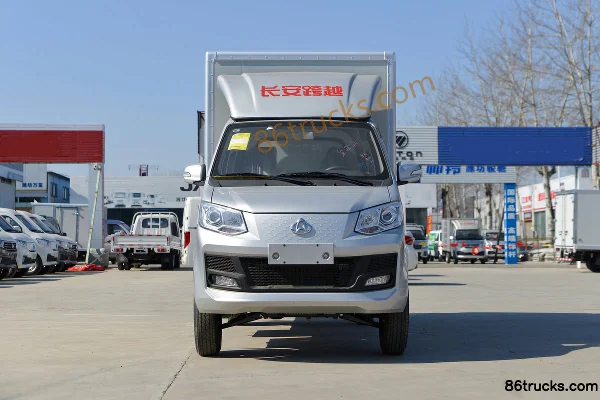Changan Kuayue Wang X1 1,6L essence 122 ch 4X2(6 roues) 5 vitesses micro camion fourgon cabine simple 3,035 m Extérieur (2) | 86Trucks