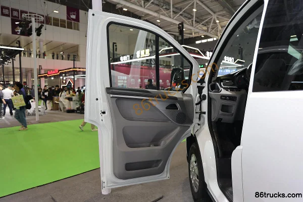NAVECO Juxing 2025 Model 3.5T 4.998m 7-seat Pure Electric Light Bus 51.5kWh Cab (1) | 86Trucks