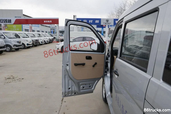 Changan Kuayue Kuayue Star V3 2023 Standard Type 107 hp 1.5L Gasoline 5-Seat Microvan Cab (1) | 86Trucks