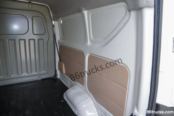 Changan Kuayue Kuayue Star V7 Luxury 2022 122hp 1.6L Gasoline 5-Seat Panel Van (China VI) (Double Rear Doors) Body (3) | 86Trucks