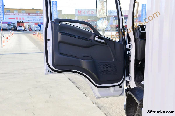 Lanqing Light Truck Long N Comfort Edition 140 hp 4X2(6 wheels) 3.85m AMT Automatic Extended-cab Van Light Truck (Medium Body) (2) | 86Truck