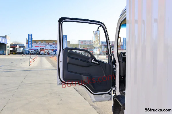 Lanqing Light Truck Long N Comfort Edition 140 hp 4X2(6 wheels) 3.85m AMT Automatic Extended-cab Van Light Truck (Medium Body) (1) | 86Truck
