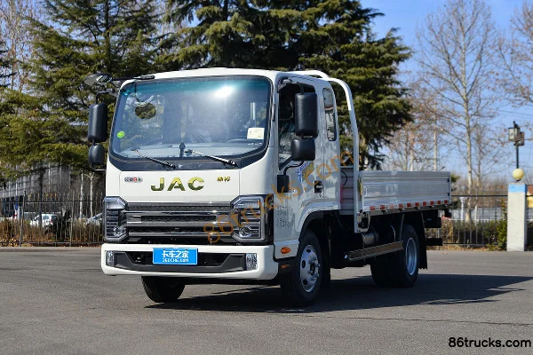 JAC S3 2.7L CNG 130hp 4X2(6 wheels) JAC 5-speed 3.9m semi-sleeper flatbed truck Exterior (3) | 86Trucks