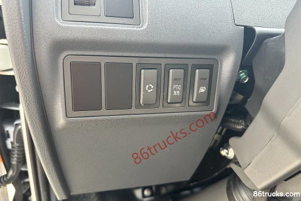JAC EV3 3.89m Single Row Pure Electric Panel Van Micro Truck Eve 61.66kWh 4X2(6 wheels) Cab (2) | 86Trucks