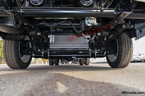 JAC Kaida X6 1.6L 120hp 4X2(6 wheels) Gasoline 3.8m Single Row Flatbed Mini Truck (China VI) Chassis (1) | 86Trucks