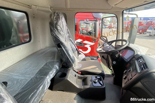 Dongfeng Commercial Vehicle Tianjin KC 6X2(8 wheels) 4.8m Electric Dump Truck CATL 242kWh Cab (2) | 86Trucks