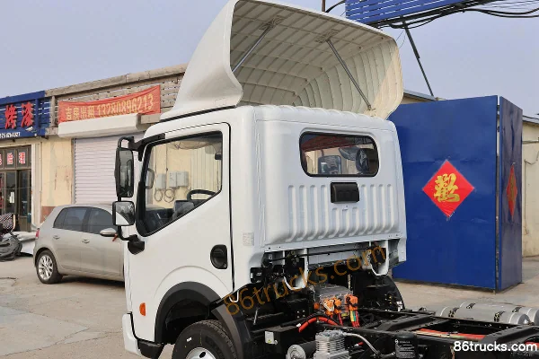 Dongfeng EV350 PRO 4.5T 4.19m Single Row Electric Cage Light Truck 100.46kWh 4X2(6 wheels) Chassis (1) | 86Trucks