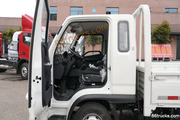 Foton Times Linghang S1 1.5L 129 hp 4X2(6 wheels) CNG 3.94m Semi-row Flatbed Light Truck Cab (1) | 86Trucks