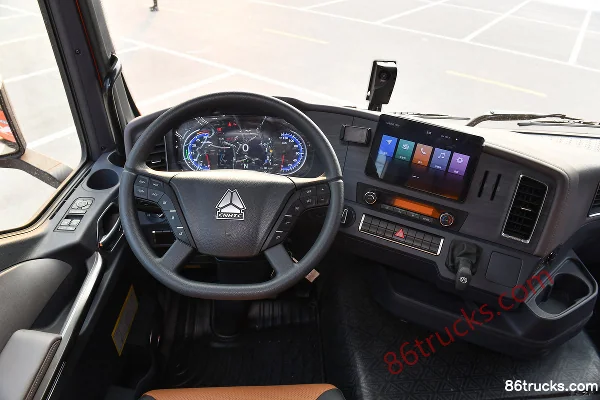 Sinotruk HOWO TX7 PRO Flagship Edition 6.9L Diesel 290 hp 4X2(6 wheels) Sinotruk 10-speed AMT Automatic 9.6m Van Cargo Truck Cab (2) | 86Tru
