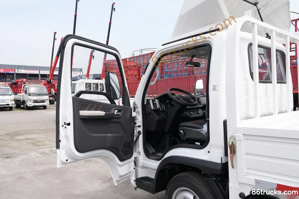 Foton Zhilan EM 4.5T 3.8m single-row pure electric panel light truck 66.84kWh 4X2(6 wheels) Cab (1) | 86Trucks