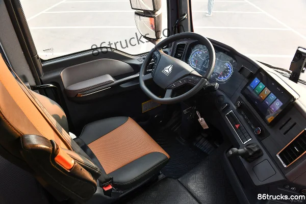 Sinotruk HOWO TX7 Édition Flagship 7,4L diesel 330 ch 4X2(6 roues) Sinotruk 12 vitesses 6,8 m camion porteur à ridelles Cabine (2) | 86Truck