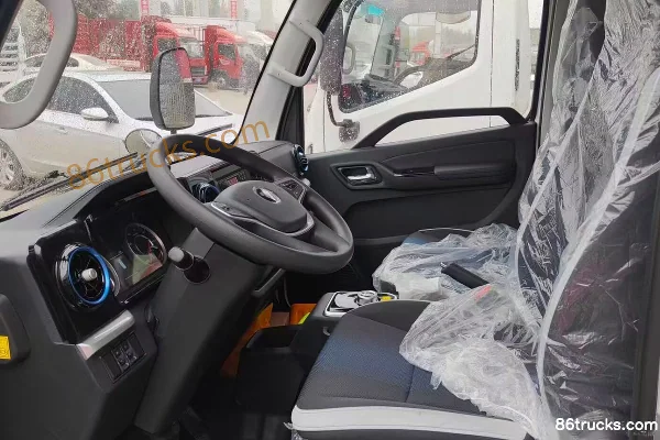 Foton Zhilan EX 3.815m Single Row Pure Electric Flatbed Light Truck CATL 63.75kWh 4X2(6 wheels) Cab (2) | 86Trucks