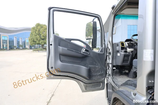 Dongfeng Kangluwei cabine large 2.5L diesel 180 ch 4X2(6 roues) boîte Fast Gear 8 rapports camion fourgon cabine simple 4,17 m (1) | 86Truck