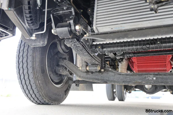 Dongfeng Kangluwei cabine large 2.5L diesel 180 ch 4X2(6 roues) boîte Fast Gear 8 rapports camion fourgon cabine simple 4,17 m Châssis (2)