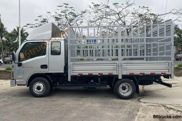 Yuejin Fuxing S100V 116 ch 4X2(6 roues) Mengwo 5 vitesses petit camion à ridelles 3,22 m cabine approfondie Extérieur (3) | 86Trucks
