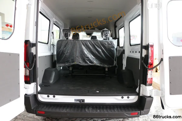 JMC Transit T8 2024 Multi-function 174hp 2.3T Diesel 6-Seat Short Wheelbase Mid-Roof Light Bus Body (2) | 86Trucks