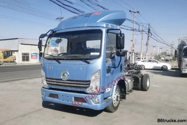 SHACMAN Light Truck Delan K1 4.18m Single Row Plug-in Hybrid Electric Enclosed Light Truck 17.52kWh 4X2(6 wheels) Exterior (2) | 86Trucks