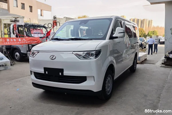 Ruichi RuichiEC75 Electric Panel Van