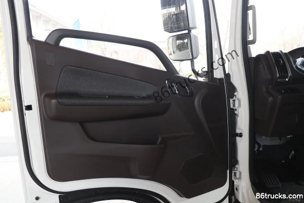 FARIZON Xingzhi H9M 4.5T 4.1m Single Row Methanol Plug-in Hybrid Box Truck Zhixin 15kWh 4X2(6 wheels) Cab (2) | 86Trucks
