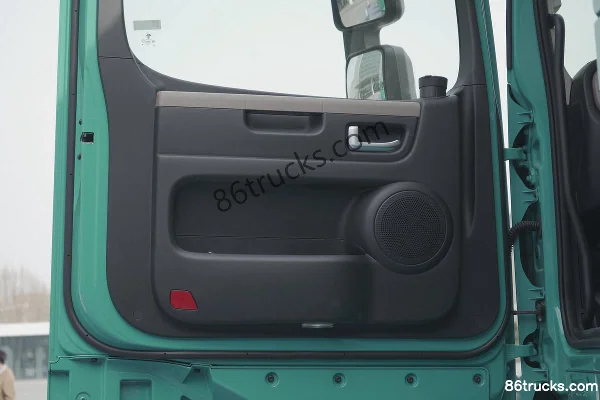 Great Wall Smart Truck G1050 Flagship Heavy Truck Pro Edition 6X4(10 wheels) Hybrid Tractor Truck EVE 12.9kWh Cab (3) | 86Trucks