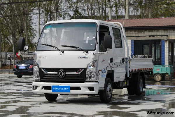 Dongfeng Xiaobawang W15 1.5L 113 hp 4X2(6 wheels) 2.55m Double Row Stake Truck (China VI) Exterior (3) | 86Trucks