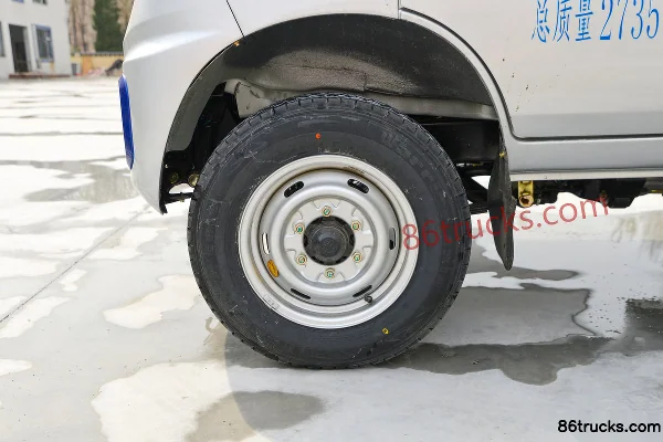 Dongfeng Xiaobawang W08 1.3L 91hp 4X2(6 wheels) Gasoline 3.05m single-row box mini truck (single rear tire) Chassis (2) | 86Trucks