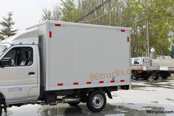 Dongfeng Xiaobawang W08 1.3L 91hp 4X2(6 wheels) Gasoline 3.05m single-row box mini truck (single rear tire) Body (1) | 86Trucks