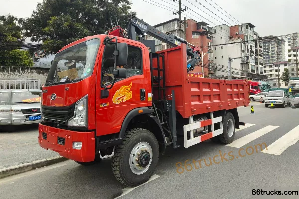 Sinotruk Warrior M3 190 hp 4X4(6 wheels) Fast Gear 10-Speed 4m Clamshell Garbage Truck Exterior (3) | 86Trucks