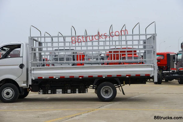 Dongfeng EV180 3.5T 3.99m single-row pure electric stake micro truck 50.38kWh 4X2(6 wheels) Body (2) | 86Trucks