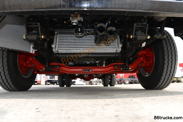 Dongfeng Captain Nebula K6-M Standard Edition 163hp 4X2(6 wheels) 4.2m single-row van light truck (China VI) Chassis (1) | 86Trucks
