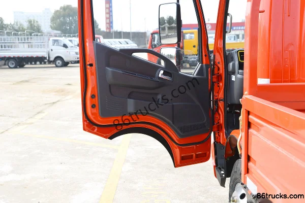 Dongfeng D6-M version surpuissante 2,3L diesel 142 ch 4X2(6 roues) WLY 6 vitesses 4,17 m camion léger à plateau cabine simple (2) | 86Trucks