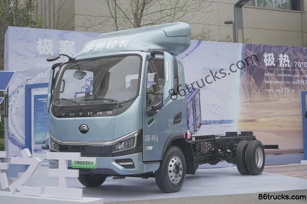 Yutong T5 Shenxing Series 4.2m Single-Row Electric Panel Van 176kWh 4X2(6 wheels) Exterior (3) | 86Trucks