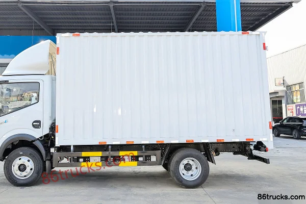 Dongfeng EV350 PRO 2024 Model 4.5T 4.2m Single Row Pure Electric Box Light Truck 100.464kWh 4X2(6 wheels) Body (1) | 86Trucks